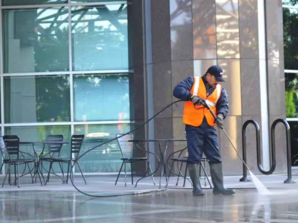 Storefront Cleaning